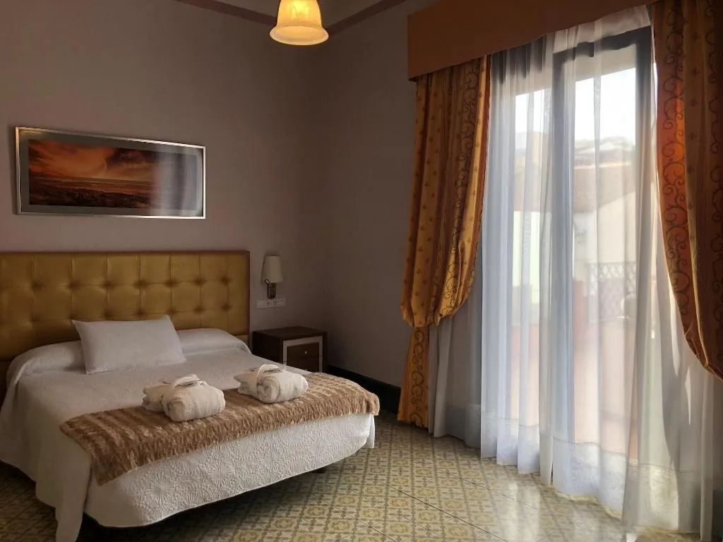 Room, Hotel Llar De Capitans, Barcelona