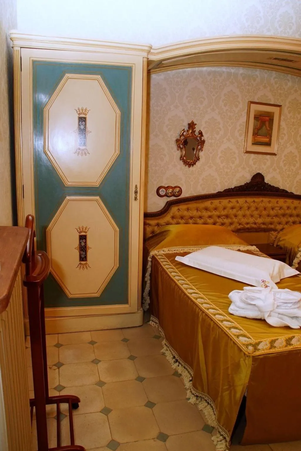 Room, Sitges Royal Rooms, Costa Brava