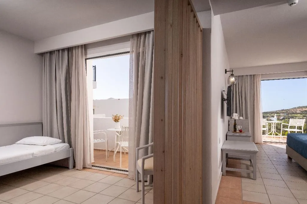 FAMILY ROOM GARDEN VIEW Room, Mare Village, Crete