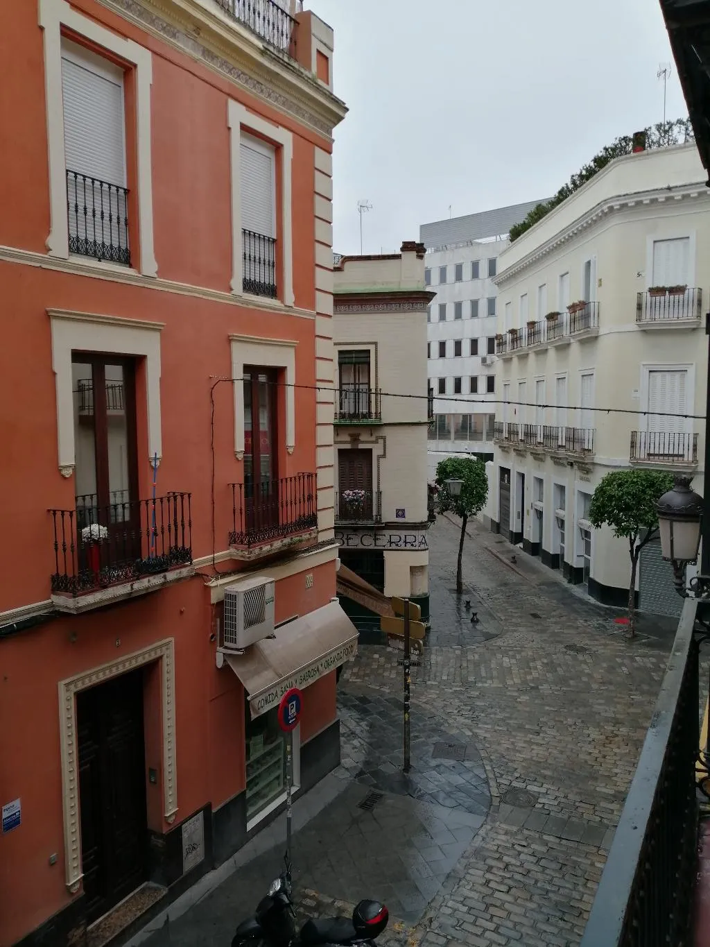 General view, Europa, Seville