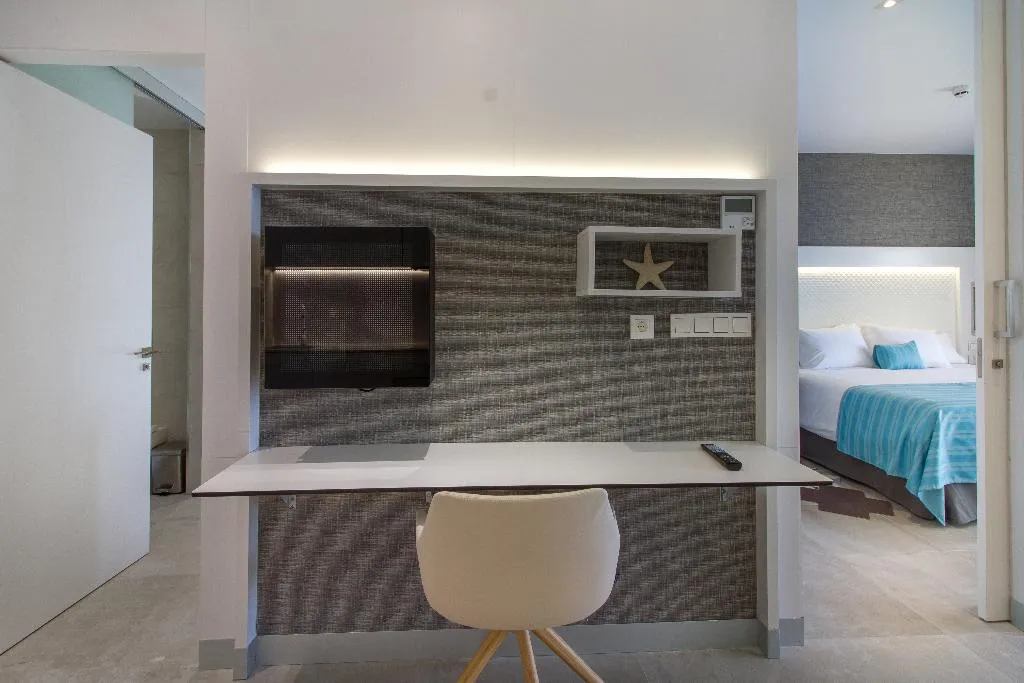 JUNIOR SUITE CAPACITY 1 Room, ESTIMAR Calpe Suitopia, Costa Blanca