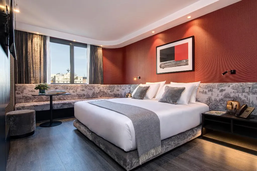 DOUBLE SUPERIOR Room, The Pavilions Madrid, Madrid