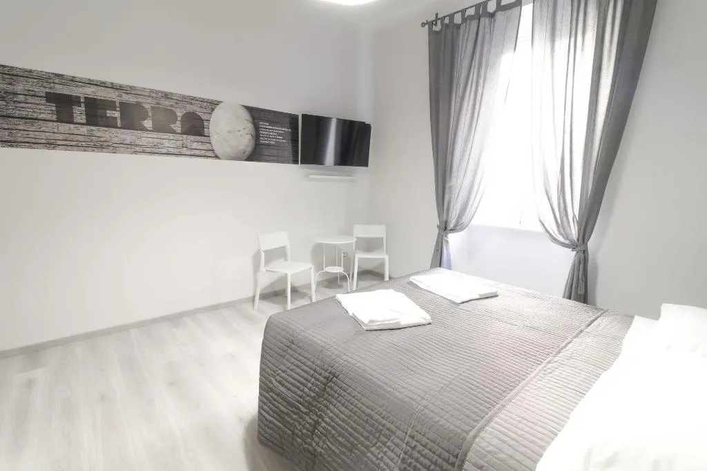 Room, Cinque Sogni, Rome