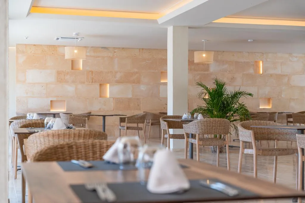 Restaurant, Canyamel Sun Suites, Majorca