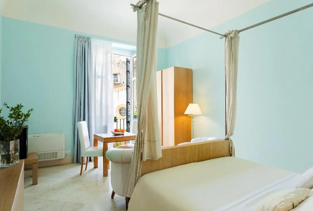 DOUBLE SUPERIOR Room, Palazzo Brunaccini, Palermo
