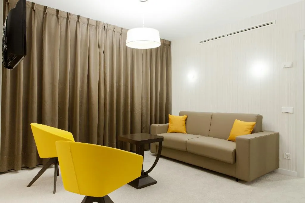 DOUBLE SUPERIOR Room, Liabeny, Madrid