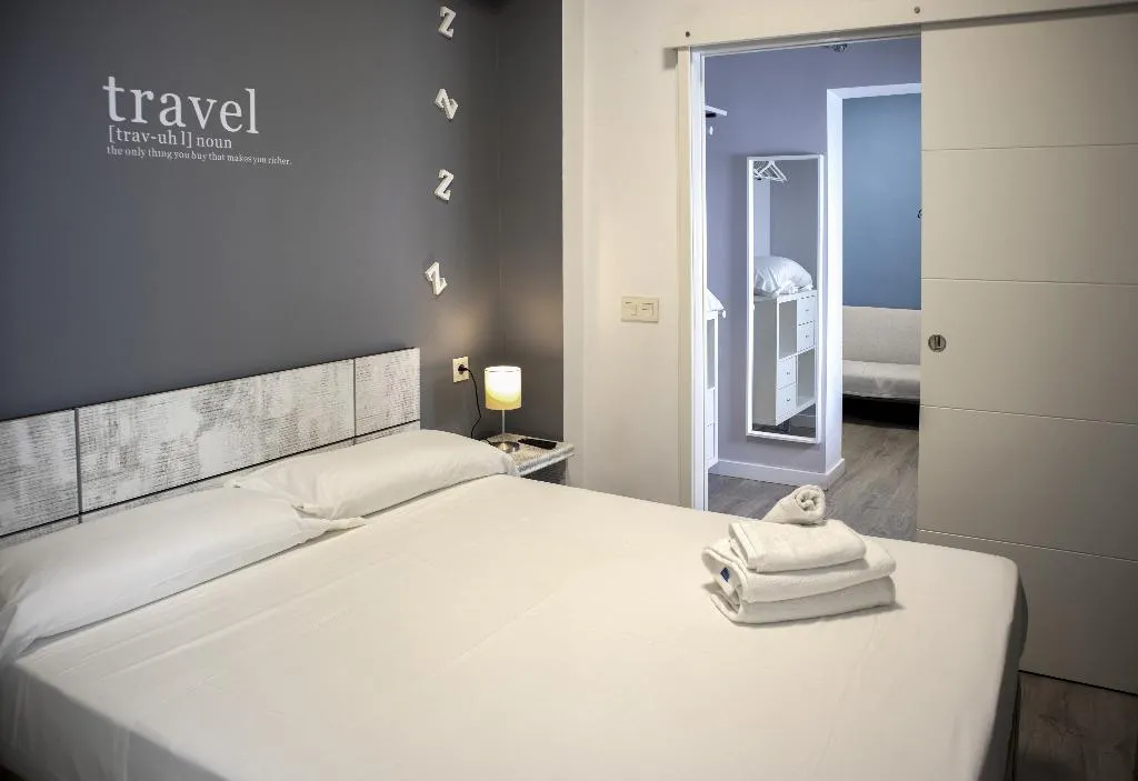 APARTMENT CAPACITY 3 ONE BEDROOM Room, Butik Almeria Centro, Costa Almeria
