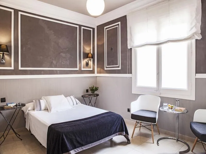 DOUBLE STANDARD Room, AinB Eixample Muntaner, Barcelona