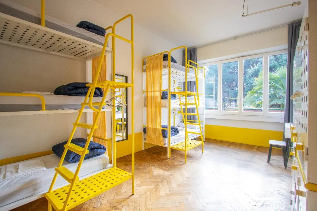 FAMILY ROOM CAPACITY 6 Room, Ostello Bello Lake Como, Milan