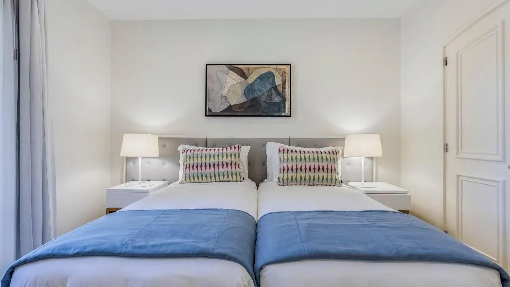 APARTMENT TWO BEDROOMS Room, Pine Cliffs Village & Golf Suites, Algarve