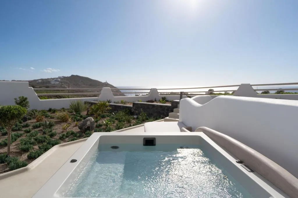 Room, La Ponta Villas, Santorini