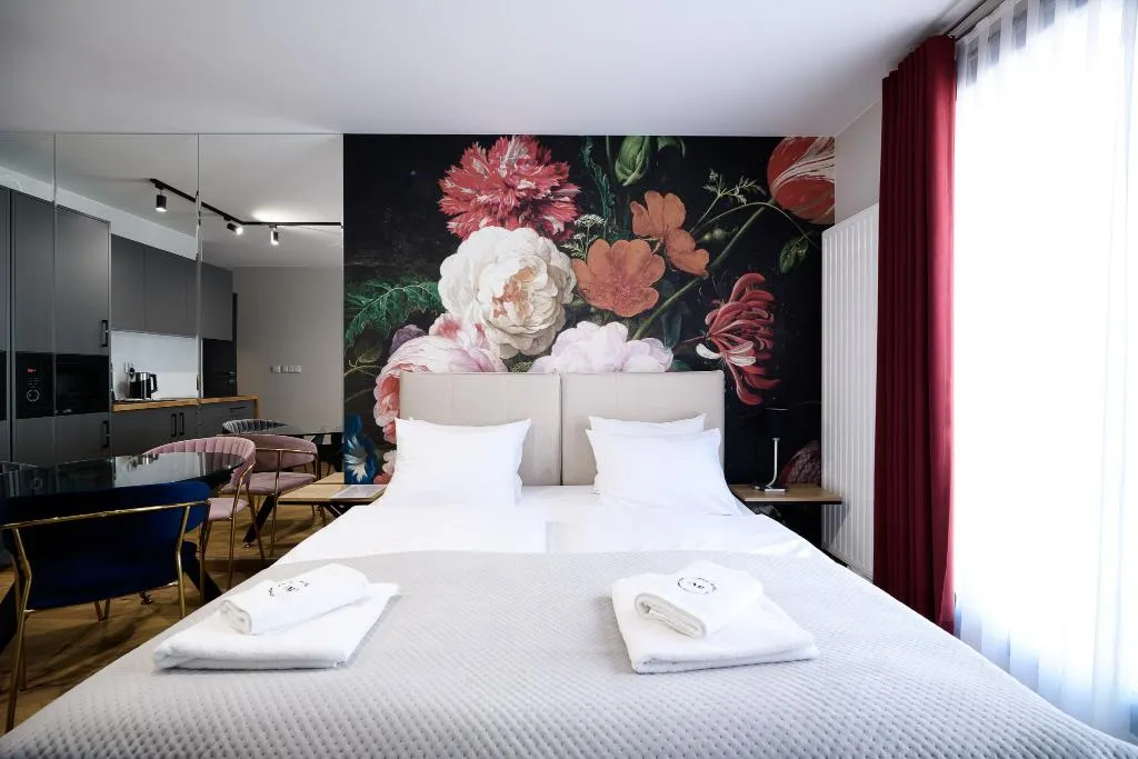 STUDIO SUPERIOR Room, Aparthotel Inspire Miodova Residence, Krakow