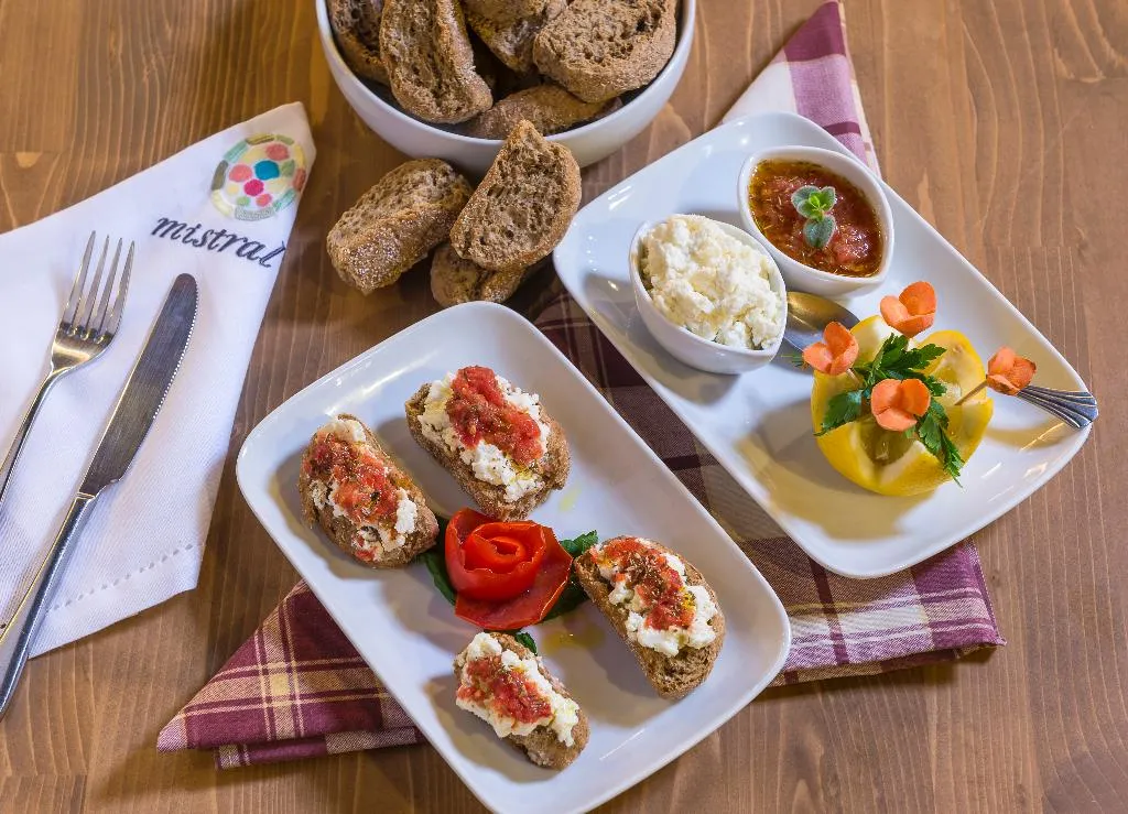 Restaurant, Mistral Hotel - For Solo Travelers, Crete