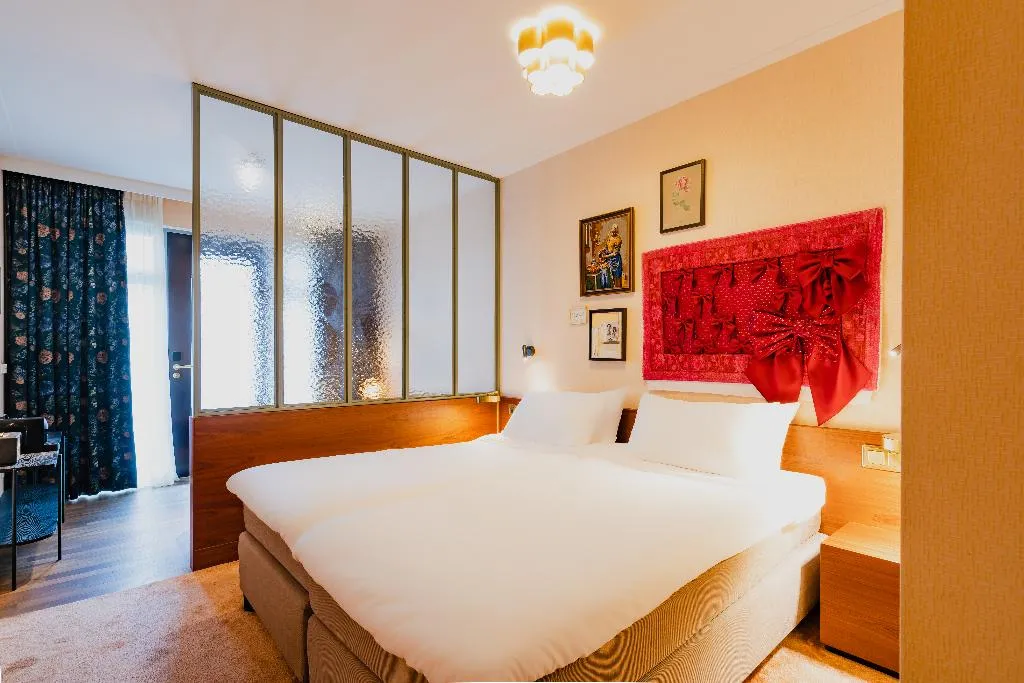 Double or Twin DELUXE Room, Hotel Mercier, Amsterdam