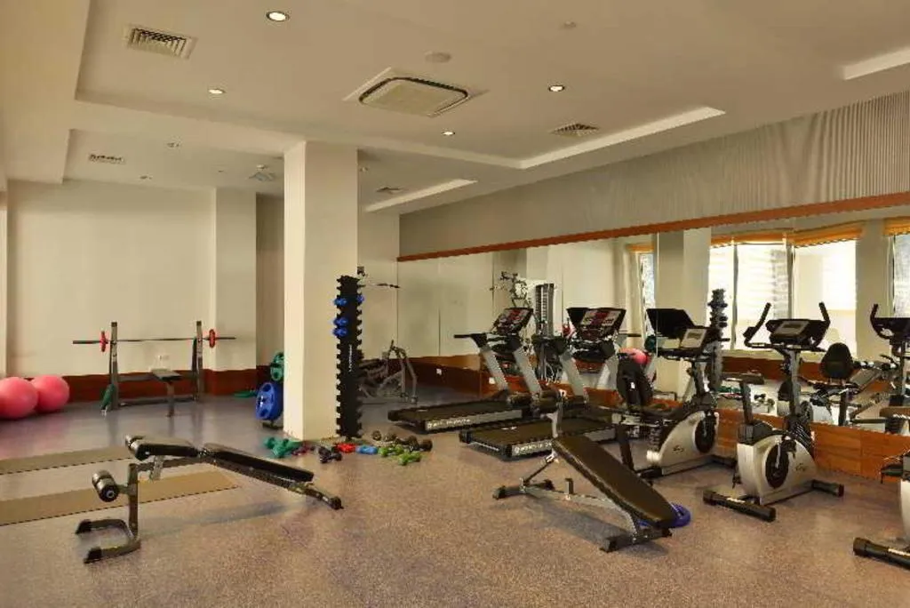 Sports and Entertainment, Side Crown Serenity, Antalya