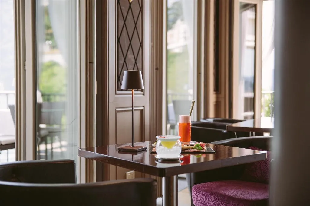 Bar, Villa Flori, Milan