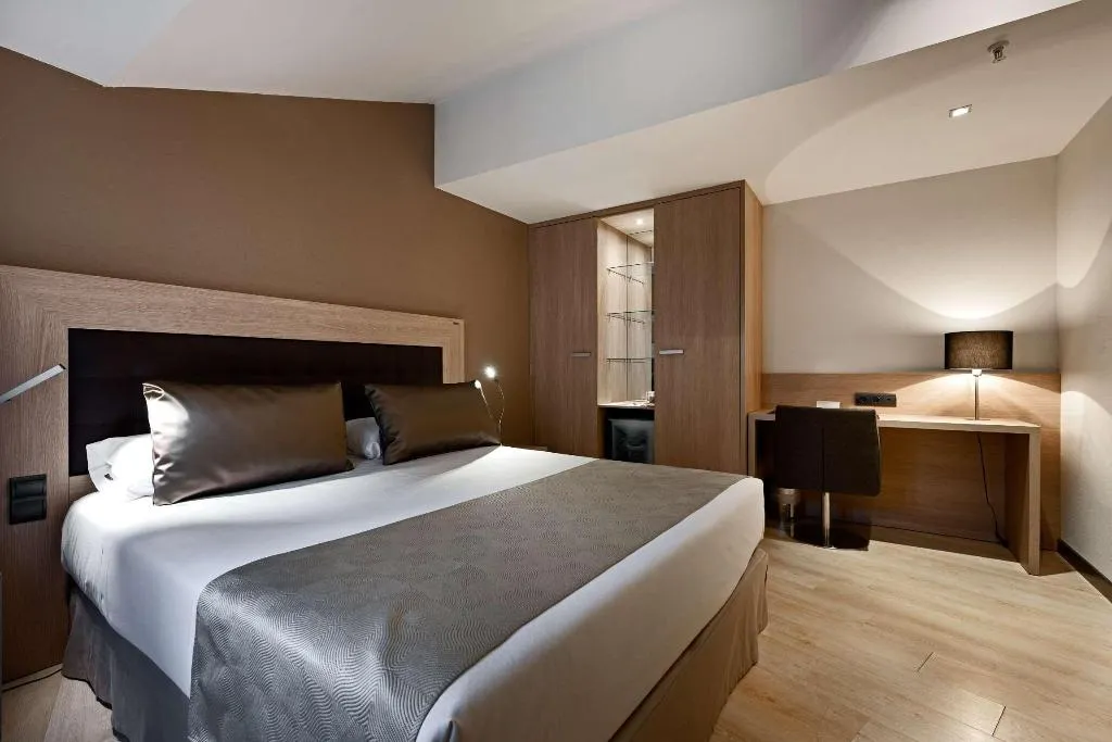 Room, Catalonia Atocha, Madrid