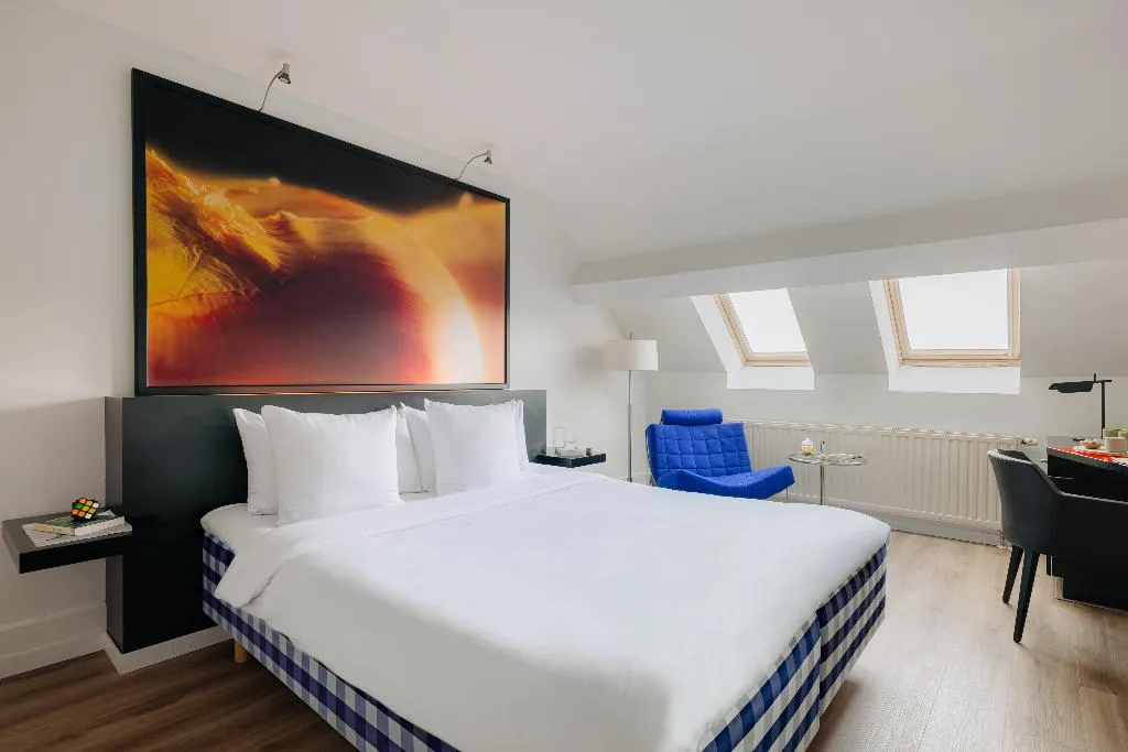 DOUBLE COMFORT Room, Leonardo Boutique Hotel Maastricht City Center, Amsterdam
