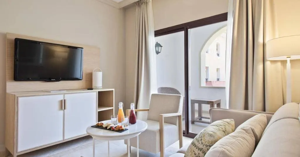 JUNIOR SUITE STANDARD Room, Melia Villaitana, Costa Blanca