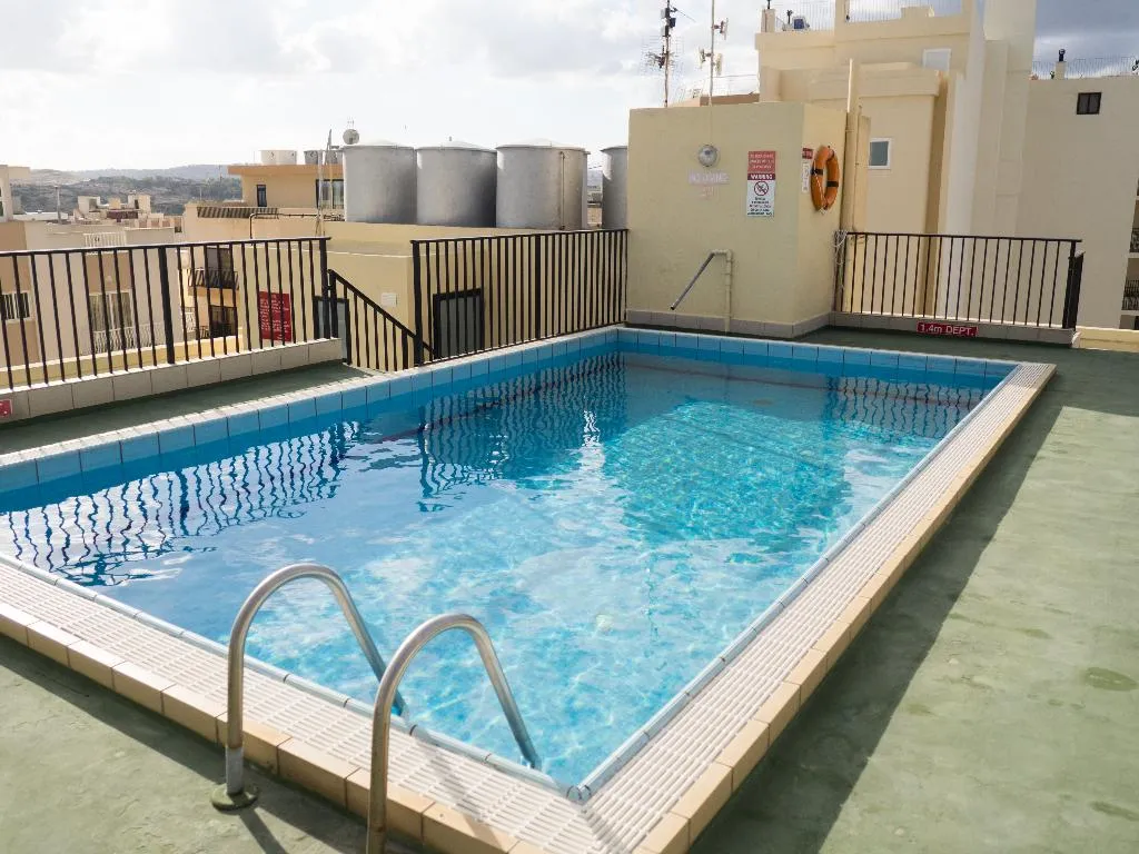 Pool, Huli Hotel & Apartments, Malta