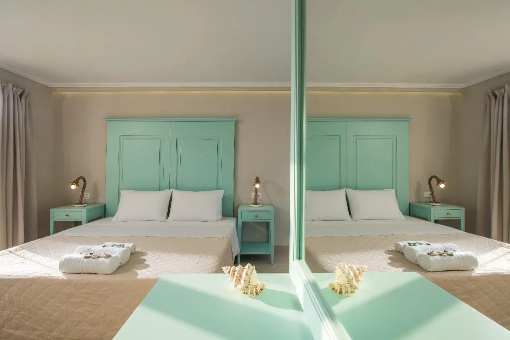 SUITE WITH JACUZZI Room, Notos Heights Hotel & Suites, Crete