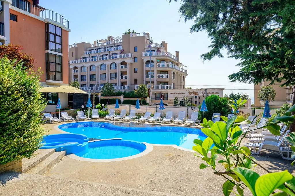 Pool, Hotel Royal Beach, Varna