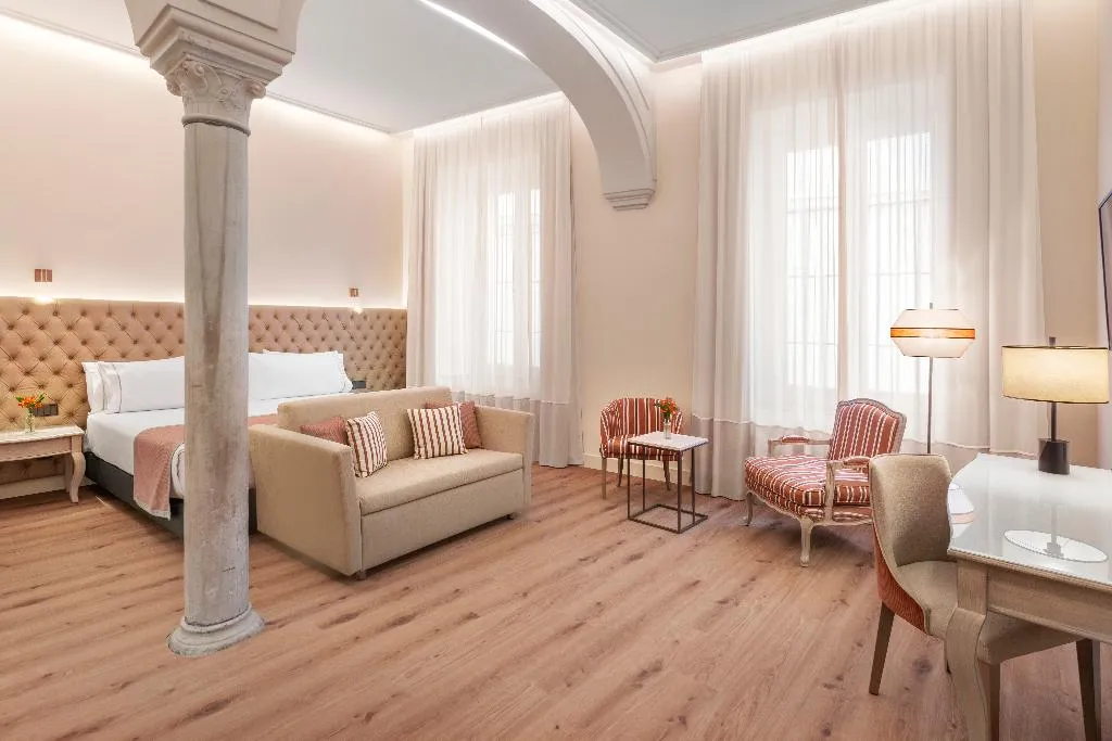 JUNIOR SUITE CAPACITY 1 Room, Eurostars Sevilla Boutique, Seville