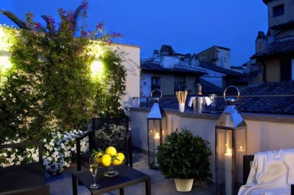 Terrace, Mood 44, Rome