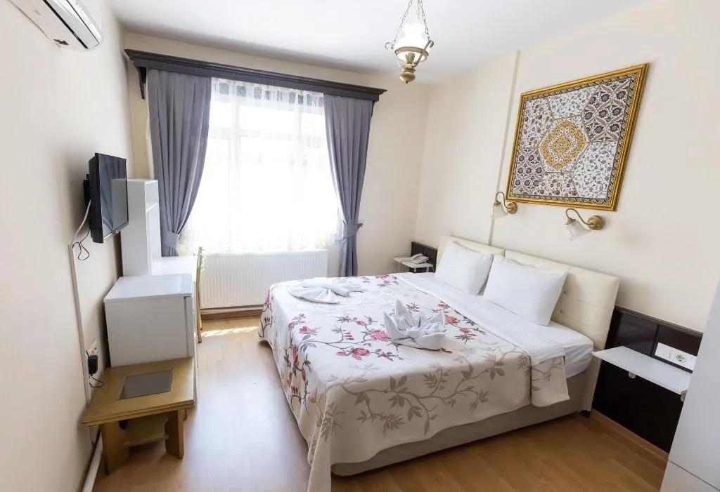 Room, Ephesus Centrum, Izmir