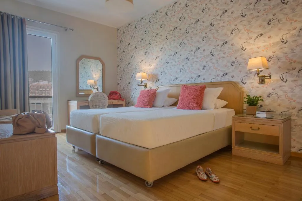 SUITE CAPACITY 4 Room, Delice Hotel & Family Apartments, Athens