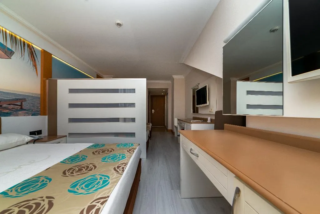 FAMILY ROOM STANDARD Room, Hane Family Resort Hotel, Antalya