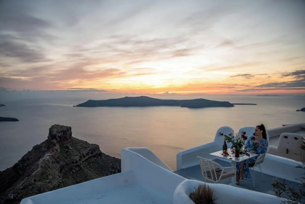 General view, Heavens Edge by Mr and Mrs White, Santorini