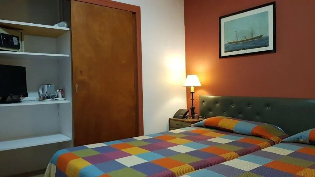 Room, Hostal Residencia Catalina, Costa Brava
