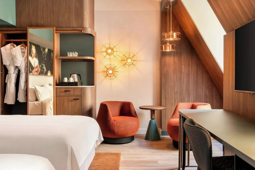 FAMILY ROOM TWO DOUBLE BEDS Room, Renaissance Amsterdam Hotel, Amsterdam