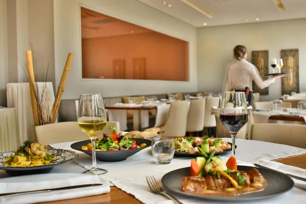 Restaurant, Plaza Resort Hotel, Athens