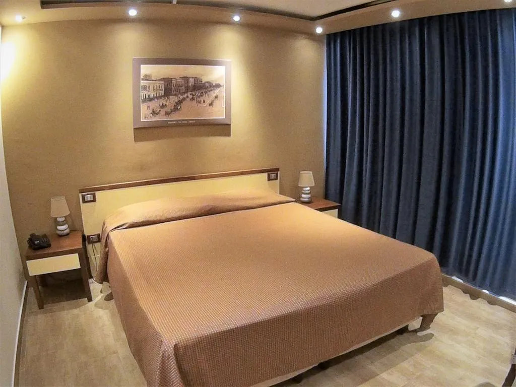 TRIPLE STANDARD Room, Cristal Hotel Palermo, Palermo