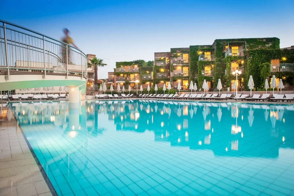 Pool, Bella Beach, Crete