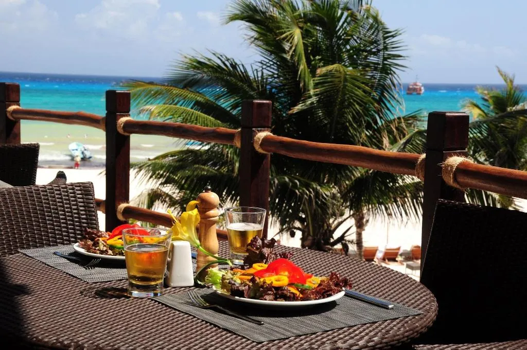 Room PREMIUM OCEAN VIEW Room, El Taj Ocean Front and Beachside Condo Hotel, Playa Del Carmen