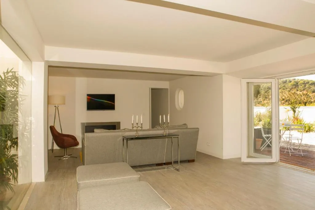 VILLA SUPERIOR Room, Casa Palmela - Small Luxury Hotels & Villas, Lisbon