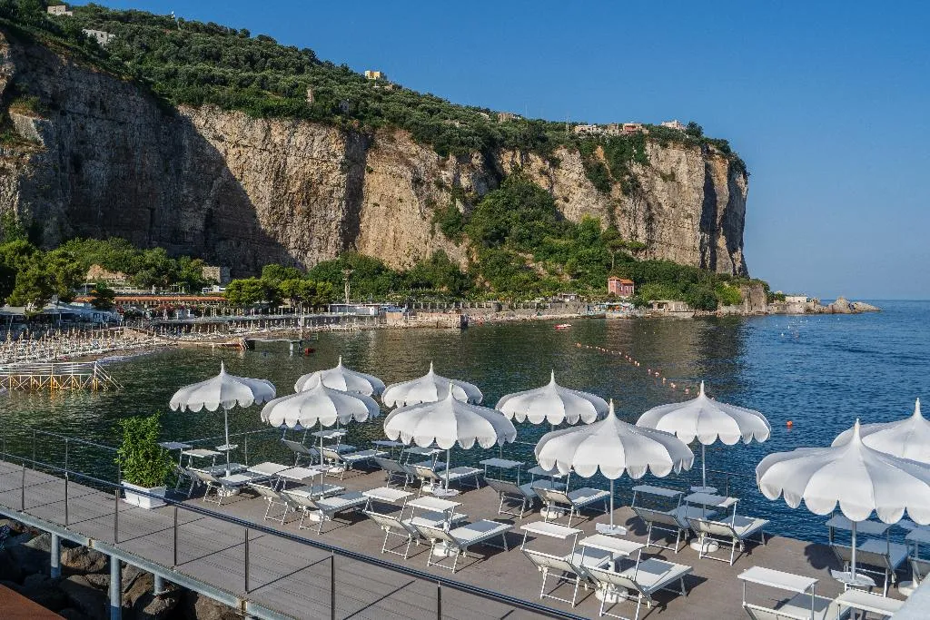 Beach, Mary Hotel, Naples
