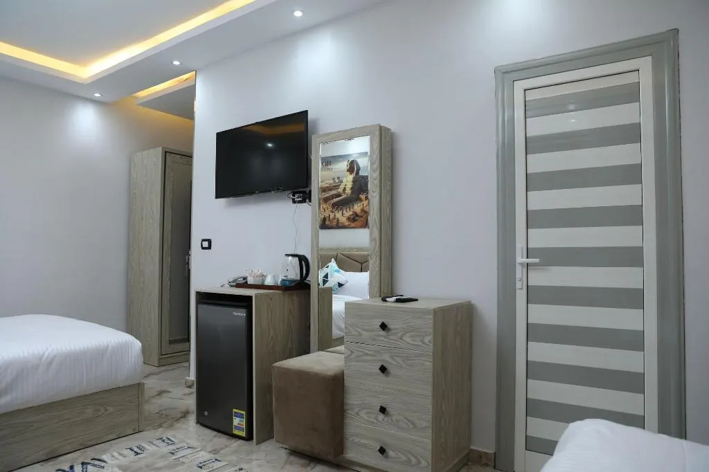 Room, Capital Of Pyramids Hotel, Cairo