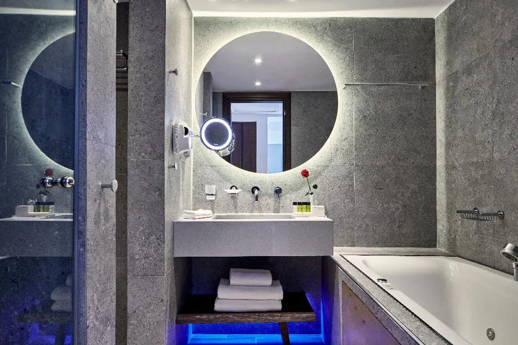 SUITE LAND VIEW Room, Atlantica Caldera Palace, Crete