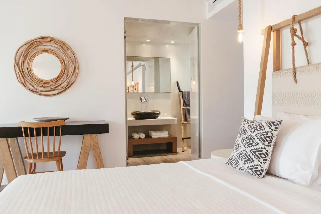 Room, Casa Vitae Suites, Santorini