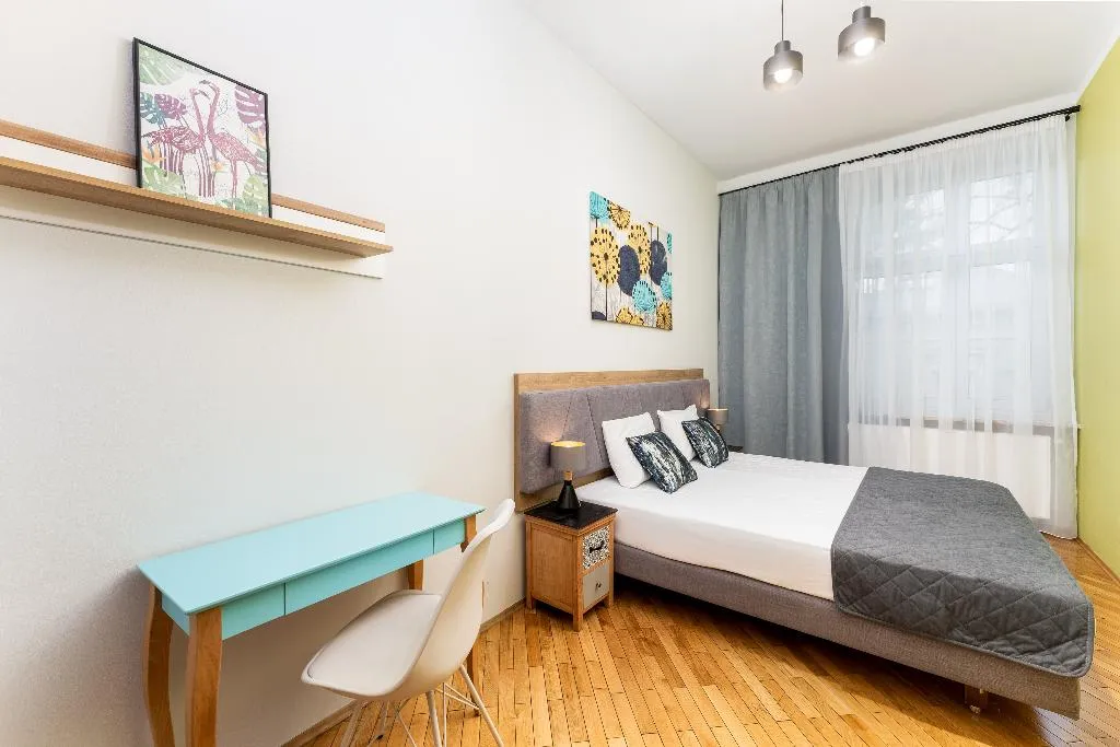 APARTMENT DELUXE THREE BEDROOM Room, 1898 Parkside Boutique Residence, Krakow