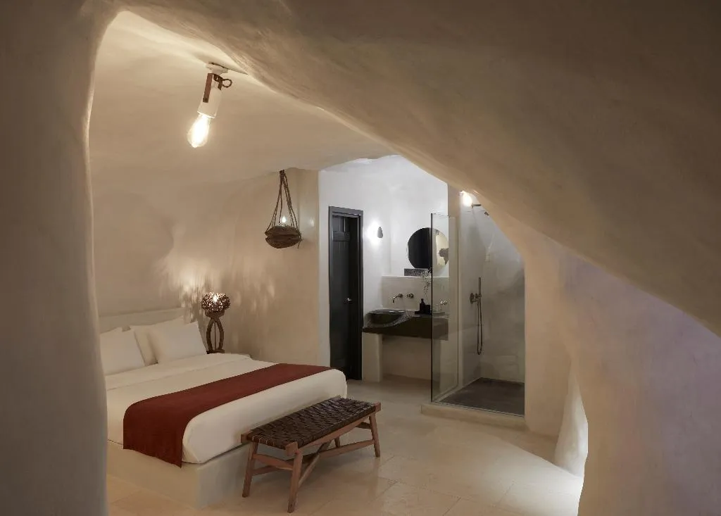 SUITE WITH PRIVATE POOL Room, White Pearl Cavalieri, Santorini
