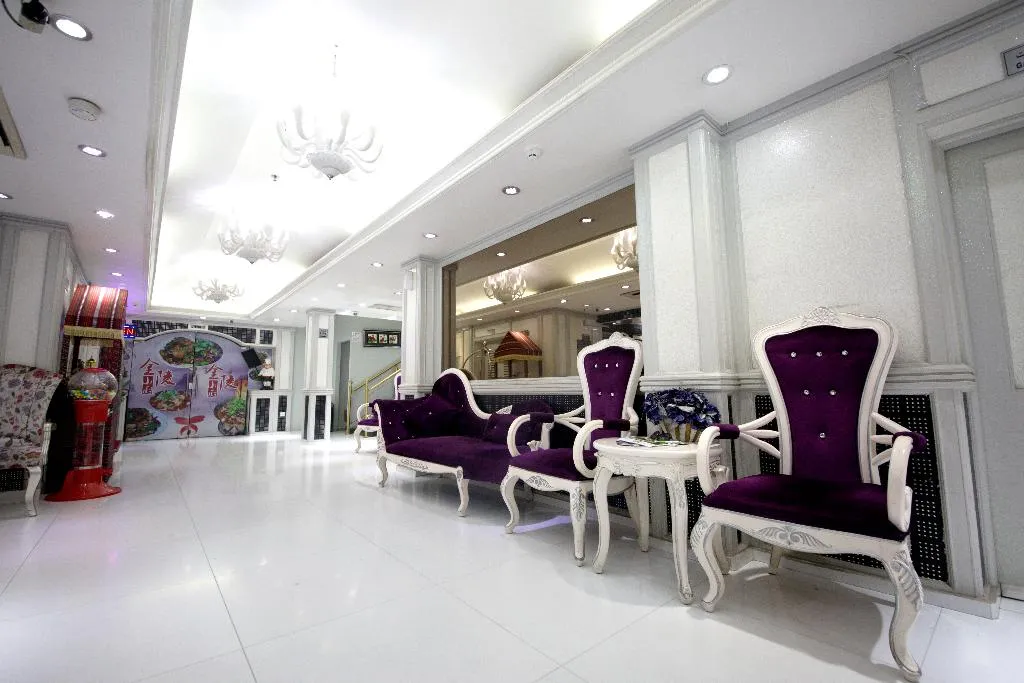 Lobby, White Fort Hotel, Dubai