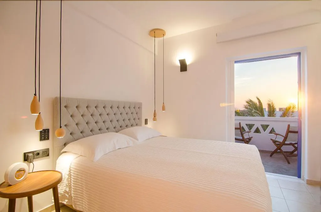 DOUBLE PREMIER Room, Lofos Village, Santorini