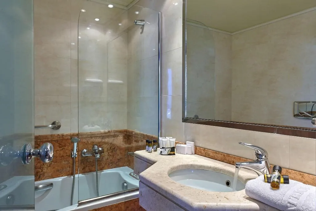 SUITE EXECUTIVE KING BED Room, Atrion, Crete