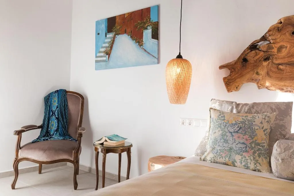 Room DELUXE ONE BED Room, Villa Konstantin Rooms & Suites, Mykonos