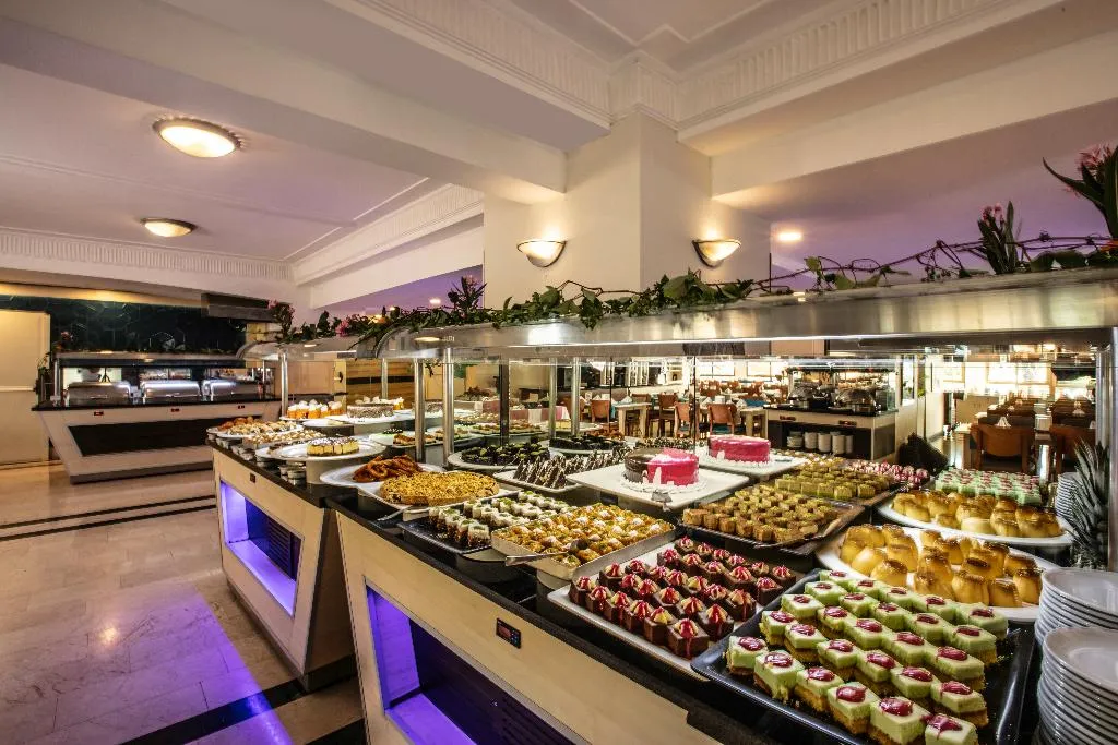 Restaurant, Palmin Hotel, Izmir